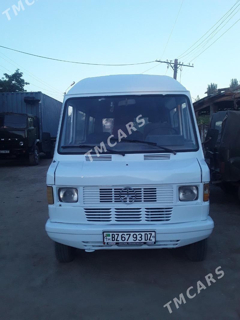 Mercedes-Benz Sprinter 2009 - 60 000 TMT - Гурбансолтан Едже - img 6