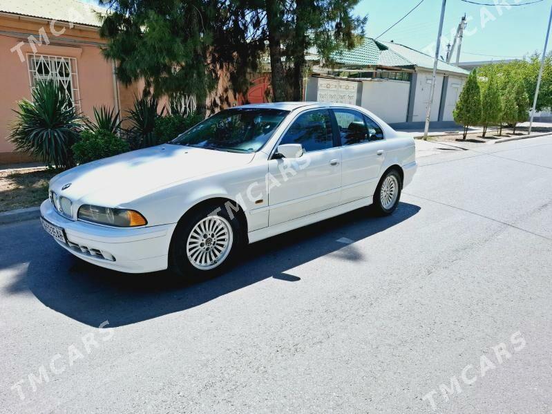 BMW E39 2002 - 110 000 TMT - Aşgabat - img 3