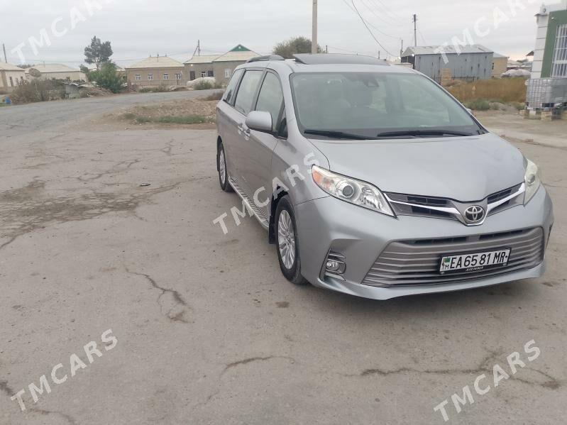 Toyota Sienna 2018 - 400 000 TMT - Murgap - img 5