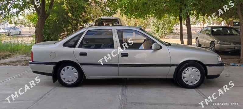 Opel Vectra 1991 - 45 000 TMT - Мары - img 6