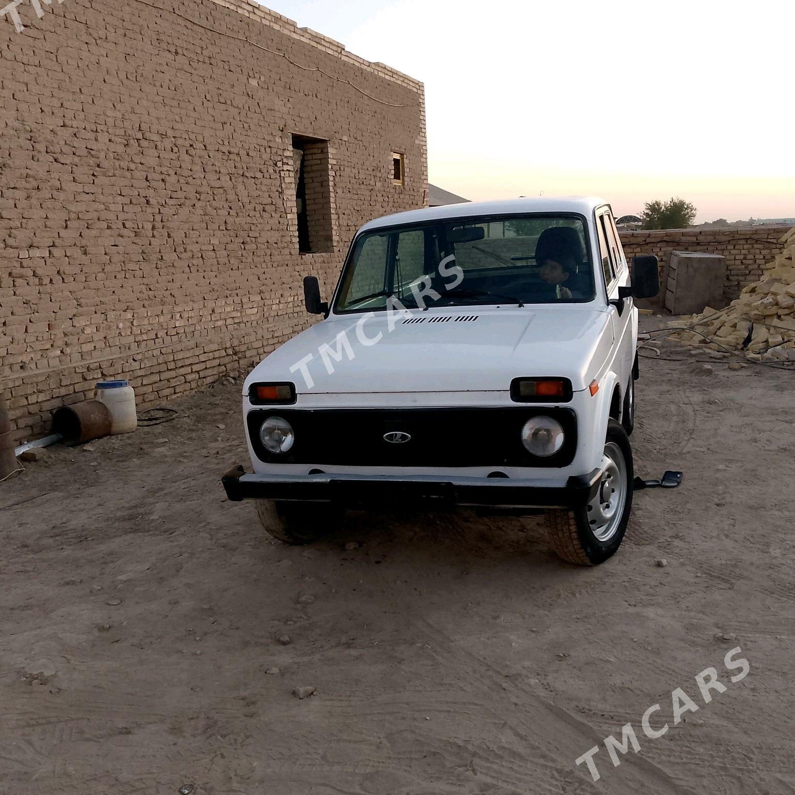 Lada Niva 2009 - 65 000 TMT - Ходжамбаз - img 3