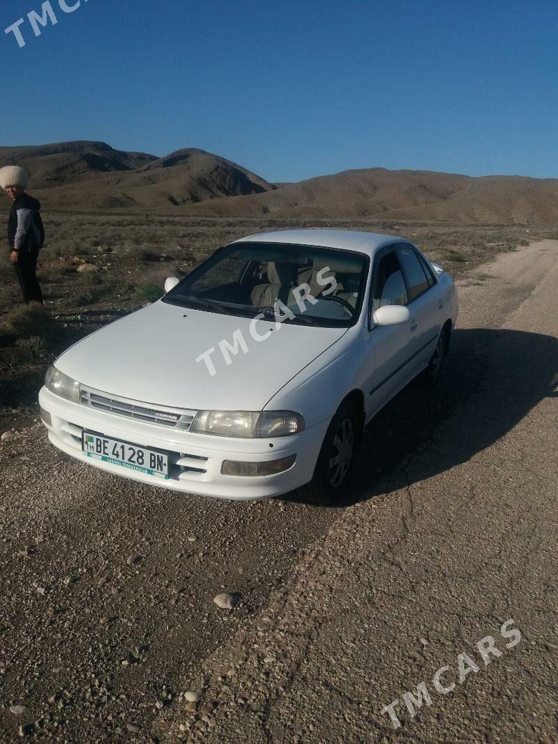 Toyota Carina 1993 - 50 000 TMT - Balkanabat - img 4