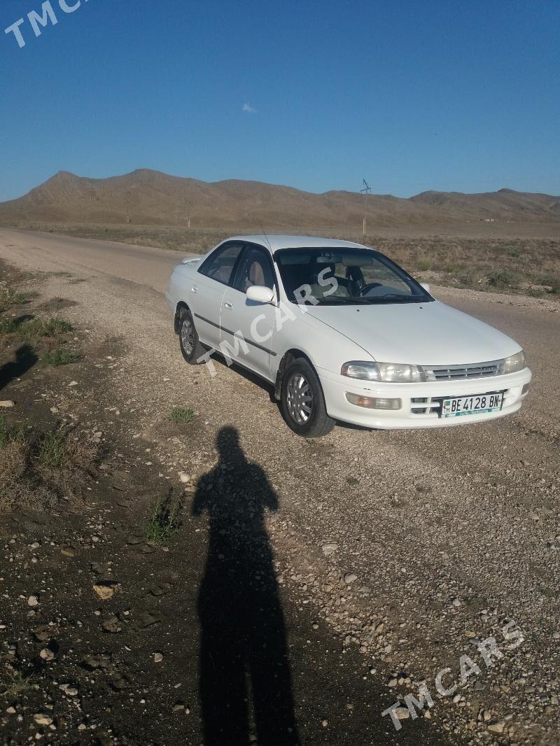 Toyota Carina 1993 - 50 000 TMT - Balkanabat - img 3