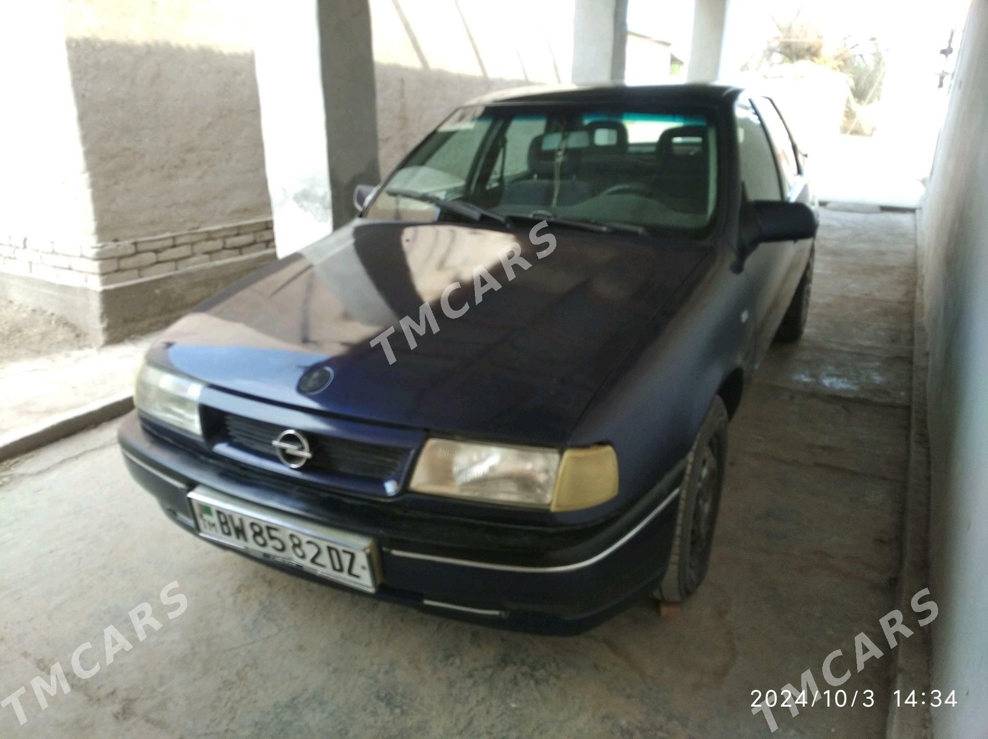 Opel Vectra 1992 - 33 000 TMT - Гурбансолтан Едже - img 4