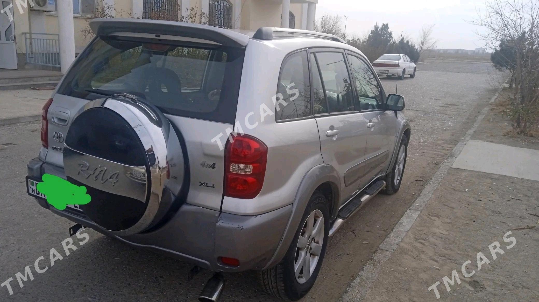 Toyota RAV4 2004 - 120 000 TMT - Сейди - img 3