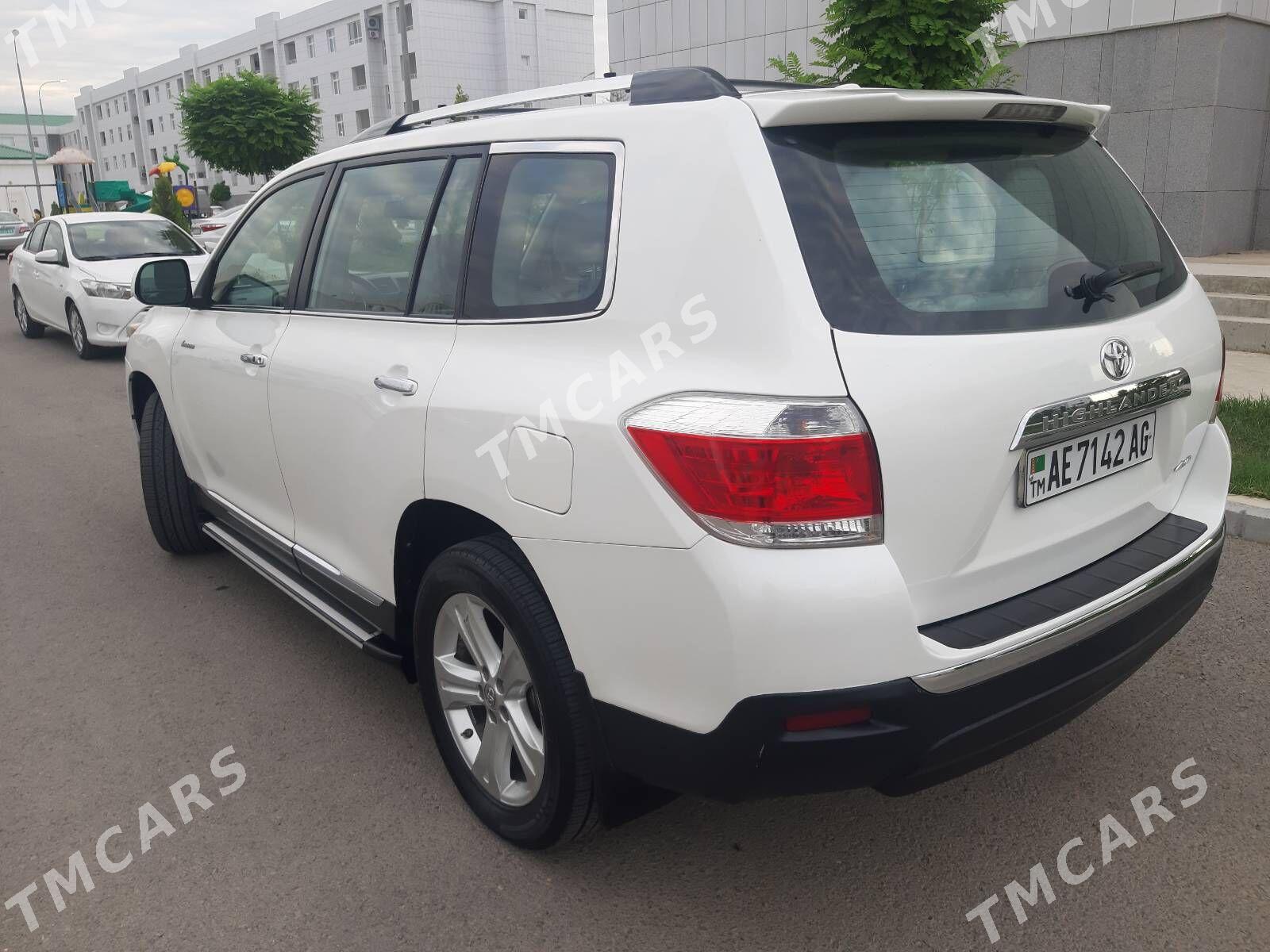 Toyota Highlander 2010 - 300 000 TMT - Гуртли - img 2