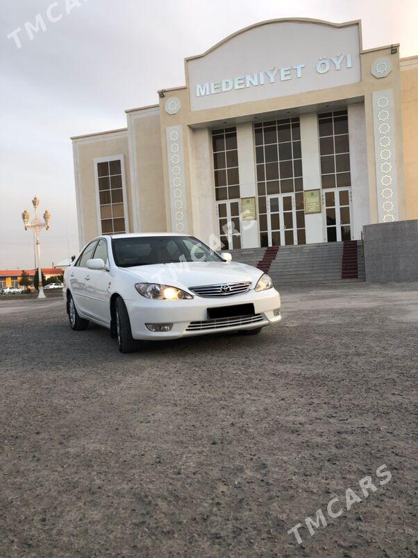 Toyota Camry 2003 - 135 000 TMT - Дянев - img 3