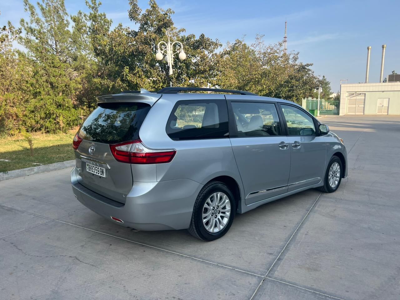 Toyota Sienna 2019 - 490 000 TMT - Балканабат - img 4