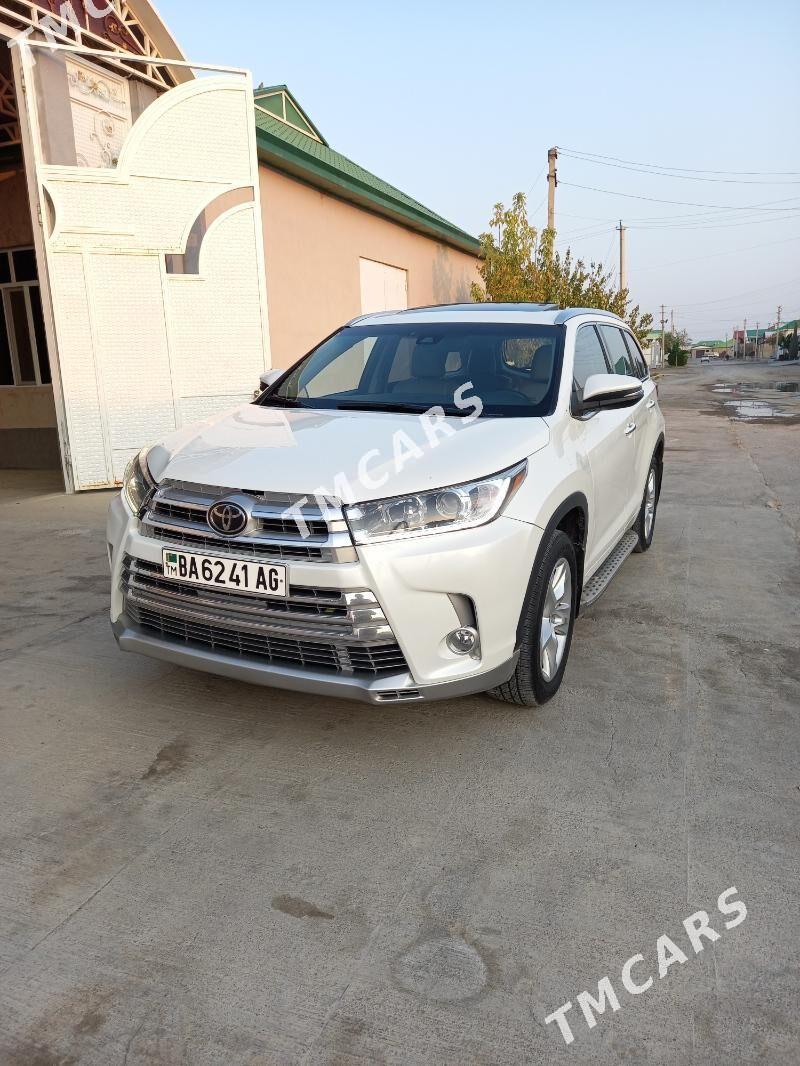 Toyota Highlander 2018 - 470 000 TMT - Ашхабад - img 3