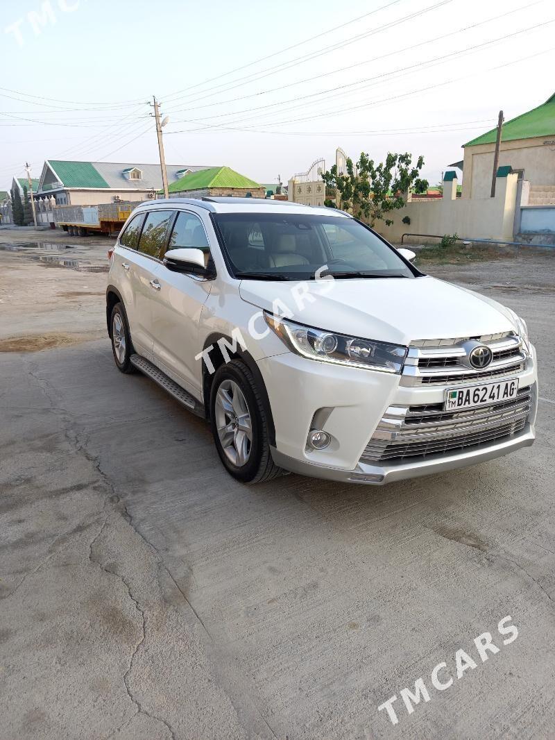 Toyota Highlander 2018 - 470 000 TMT - Aşgabat - img 4