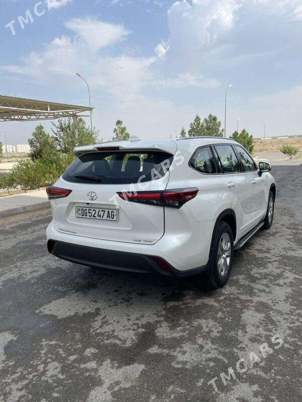 Toyota Highlander 2022 - 525 000 TMT - Aşgabat - img 6