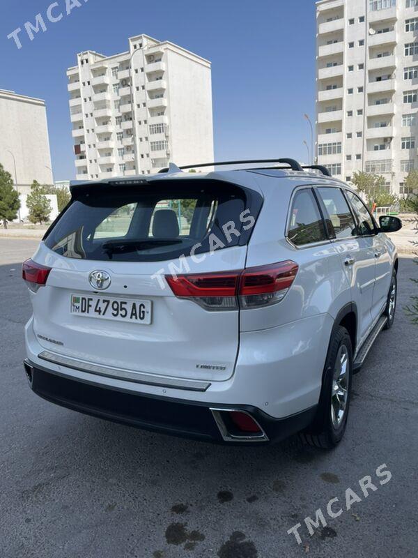 Toyota Highlander 2017 - 485 000 TMT - Aşgabat - img 9