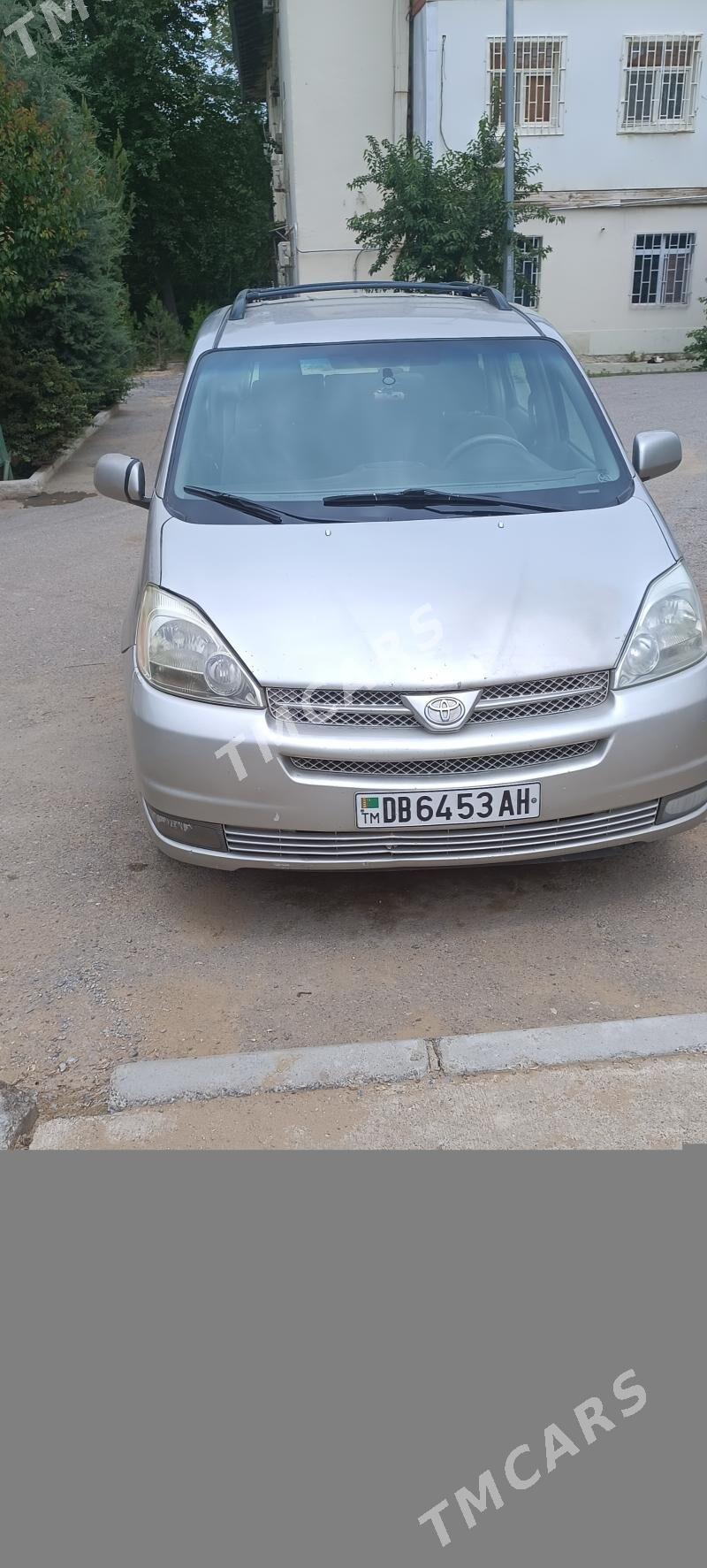 Toyota Sienna 2004 - 185 000 TMT - Aşgabat - img 2