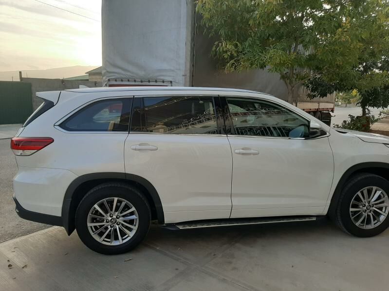 Toyota Highlander 2018 - 500 000 TMT - Aşgabat - img 5