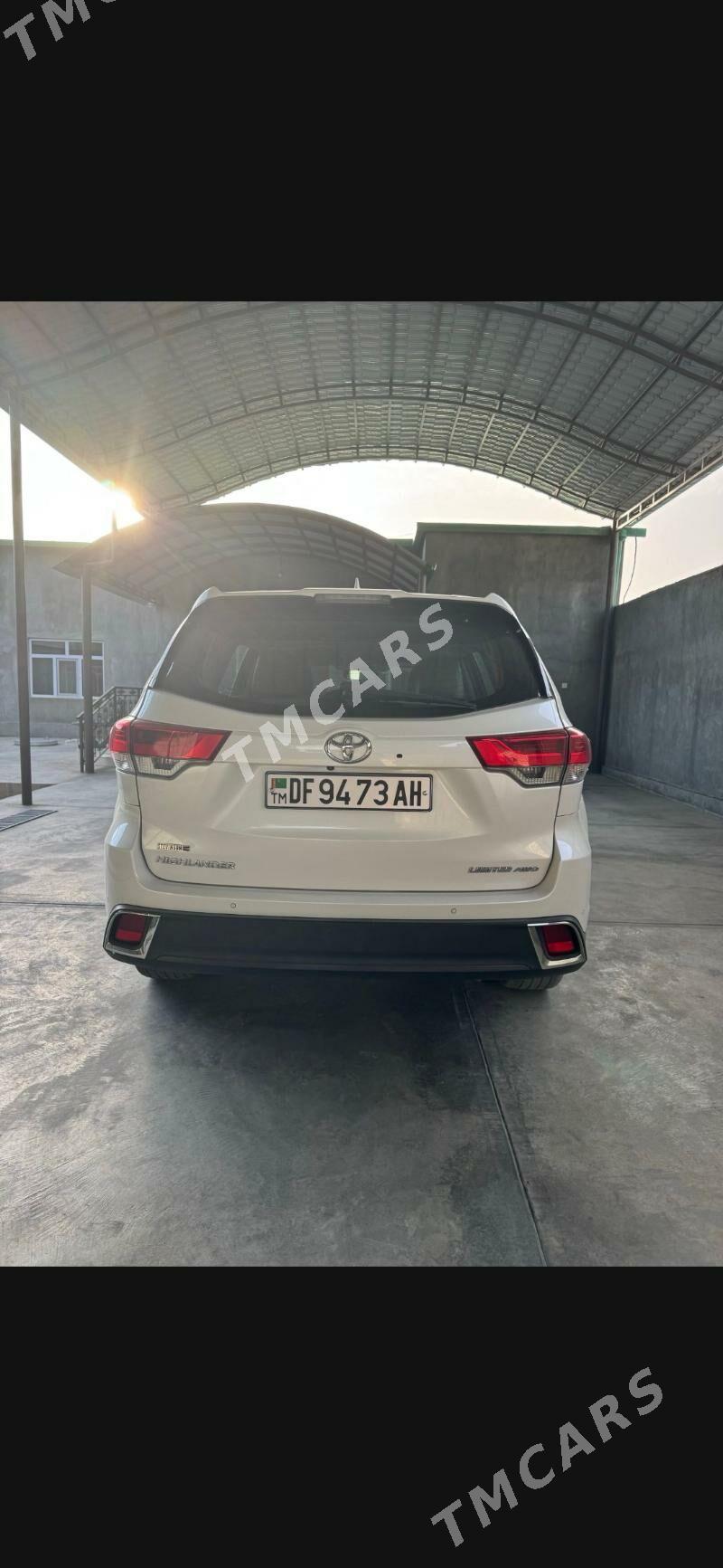 Toyota Highlander 2019 - 540 000 TMT - Aşgabat - img 7