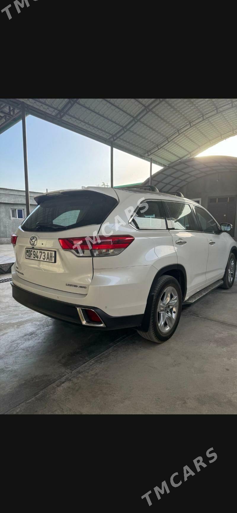 Toyota Highlander 2019 - 540 000 TMT - Aşgabat - img 4