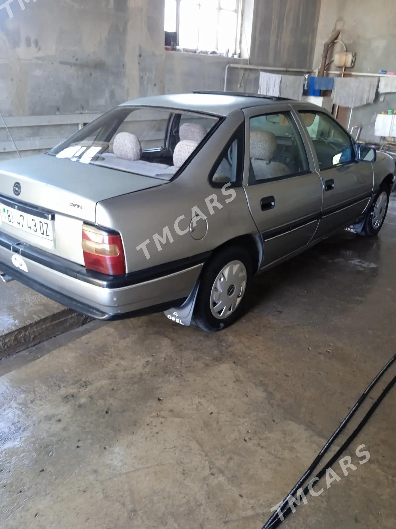 Opel Vectra 1991 - 30 000 TMT - Gubadag - img 2