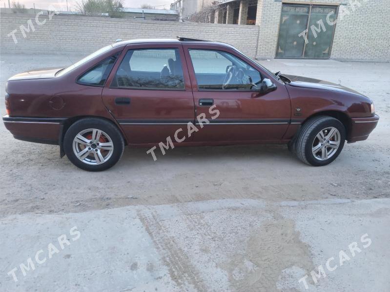 Opel Vectra 1992 - 30 000 TMT - Дарганата - img 4