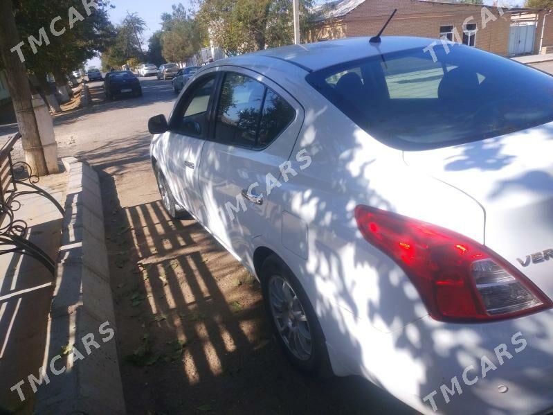 Nissan Versa 2012 - 90 000 TMT - Ёлётен - img 4