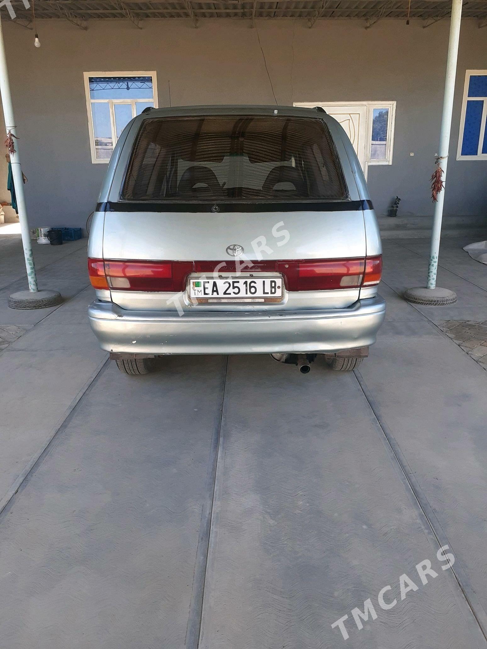 Toyota Previa 1991 - 40 000 TMT - Halaç - img 4