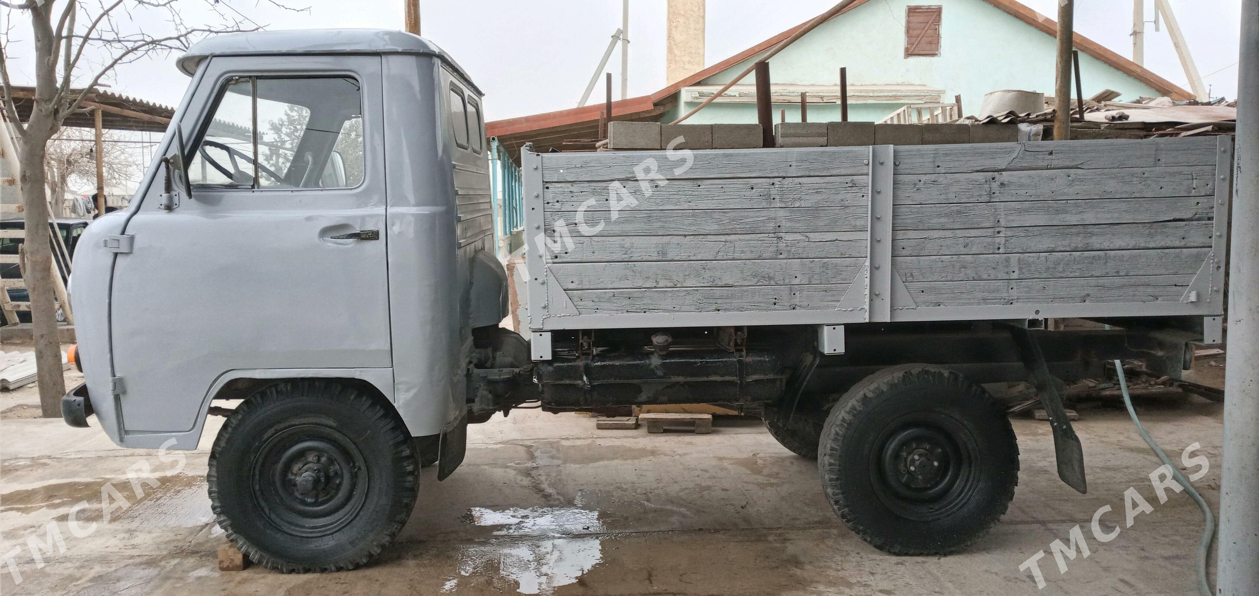 UAZ 452 1981 - 40 000 TMT - Гумдаг - img 3