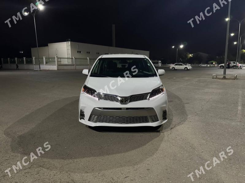 Toyota Sienna 2020 - 395 000 TMT - Ашхабад - img 3