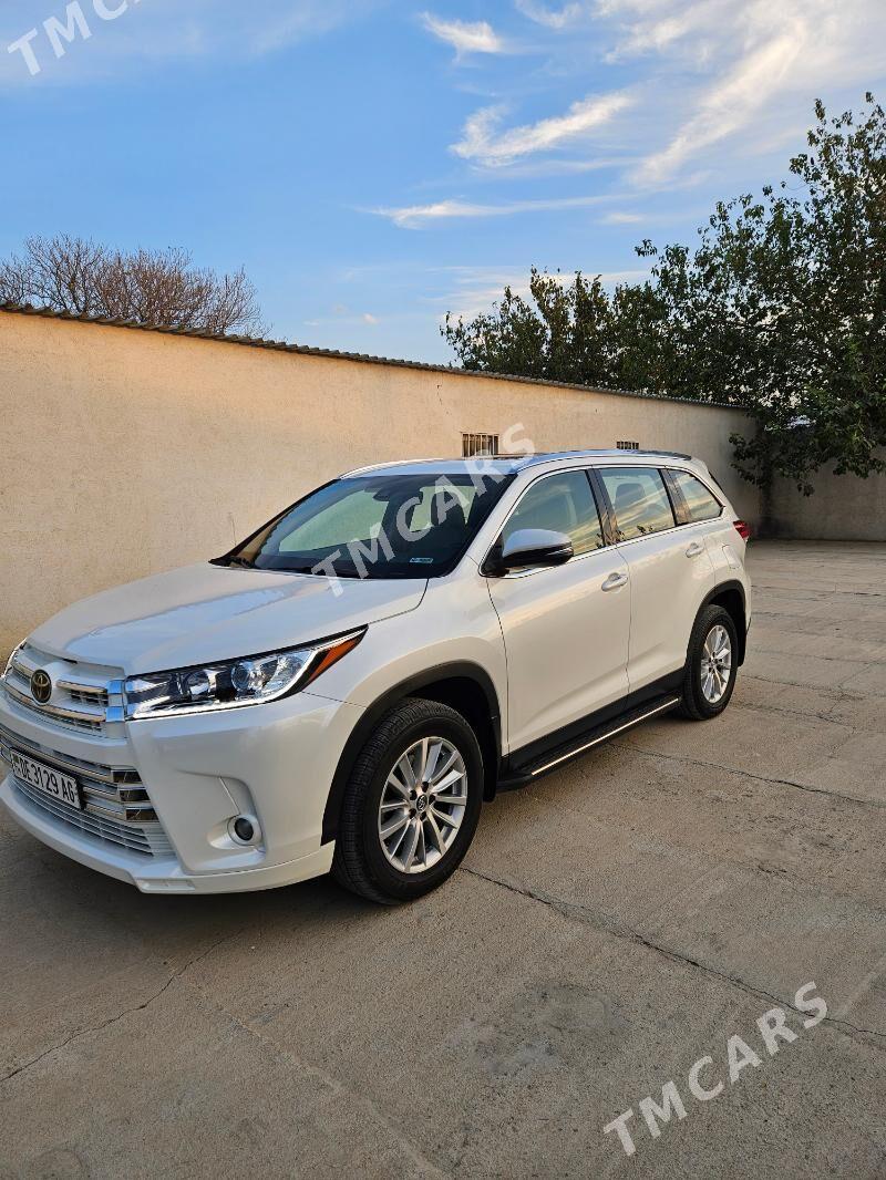 Toyota Highlander 2019 - 499 000 TMT - Ашхабад - img 2