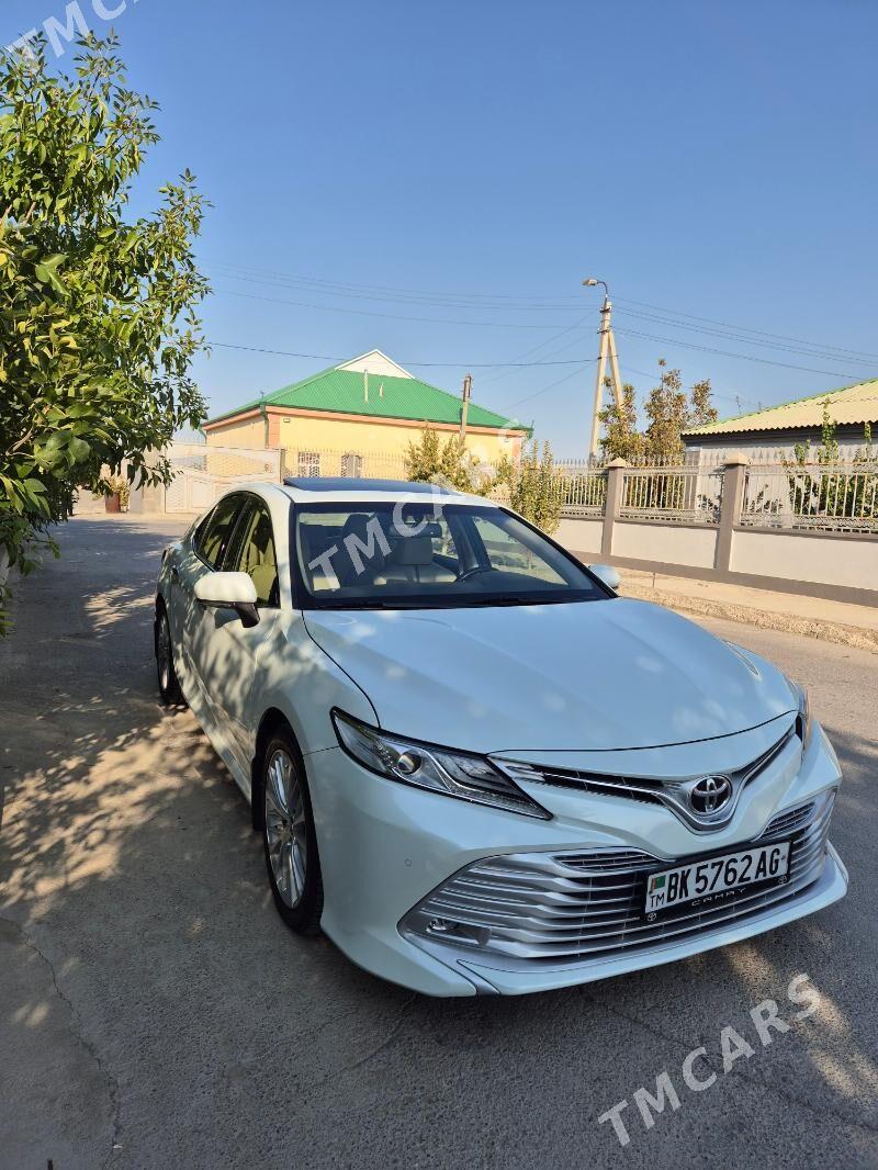 Toyota Camry 2018 - 390 000 TMT - Ашхабад - img 2