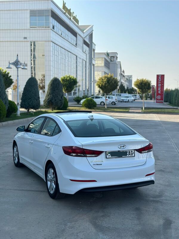 Hyundai Elantra 2018 - 185 000 TMT - Aşgabat - img 7