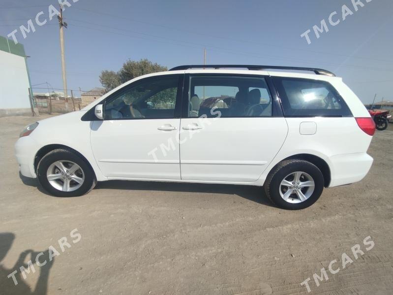 Toyota Sienna 2008 - 175 000 TMT - Balkanabat - img 4