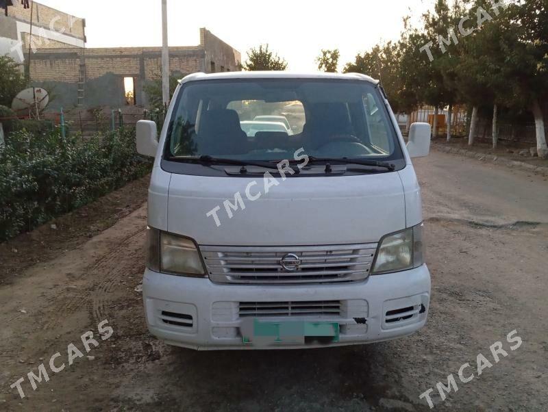 Nissan Urvan 2005 - 85 000 TMT - Туркменабат - img 3