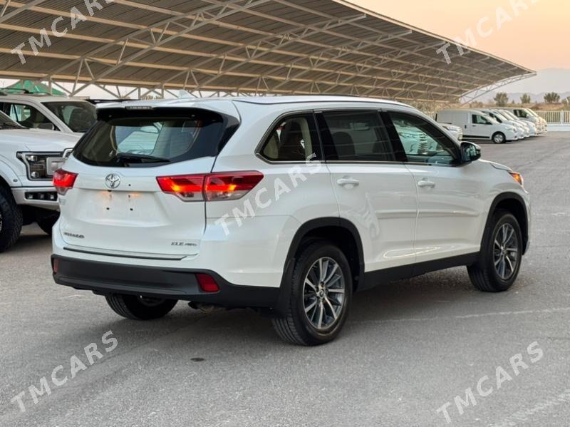 Toyota Highlander 2019 - 555 000 TMT - Aşgabat - img 2