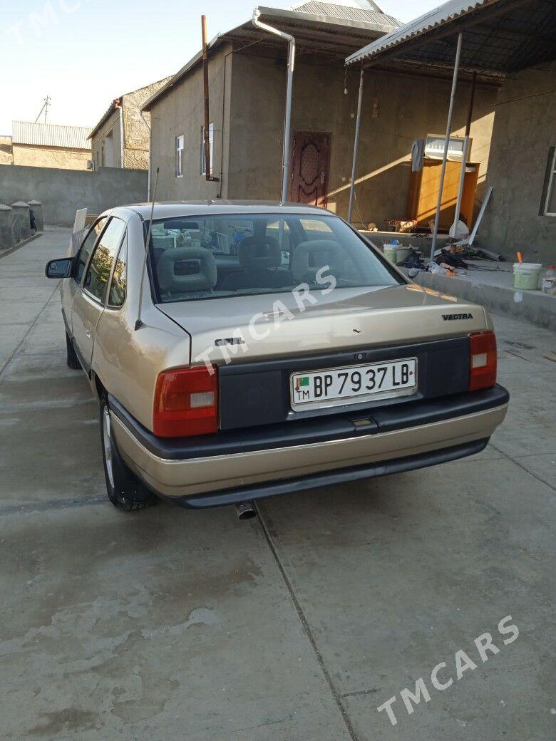 Opel Vectra 1991 - 31 000 TMT - Магданлы - img 4