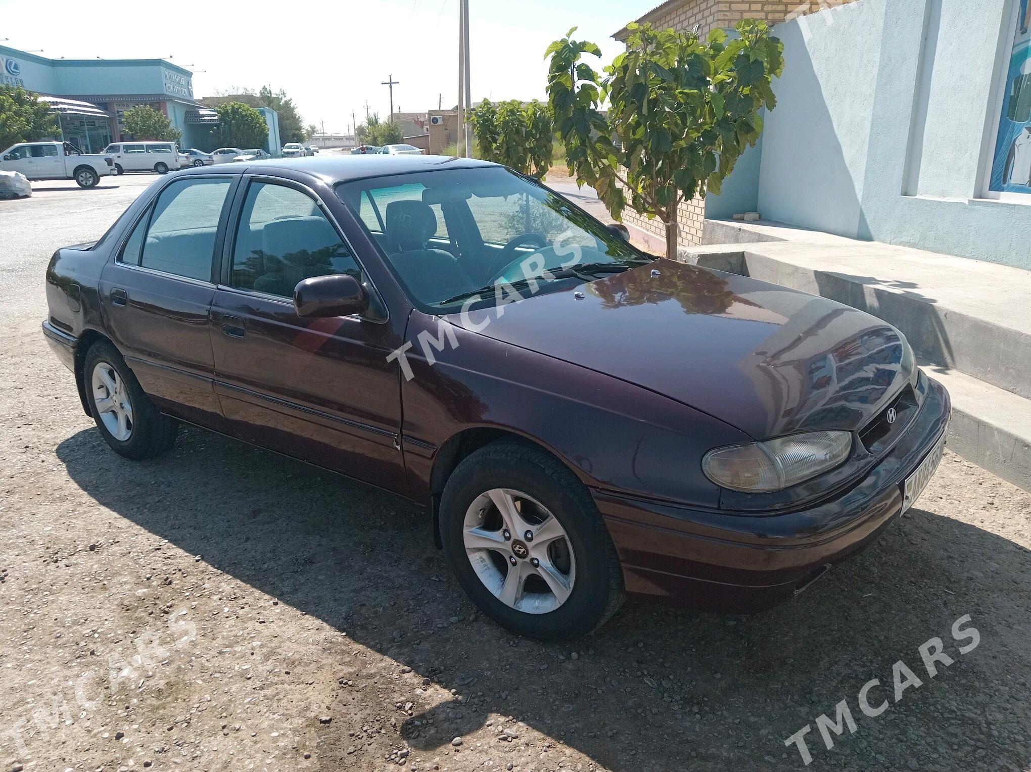 Hyundai Elantra 1993 - 40 000 TMT - Мары - img 5