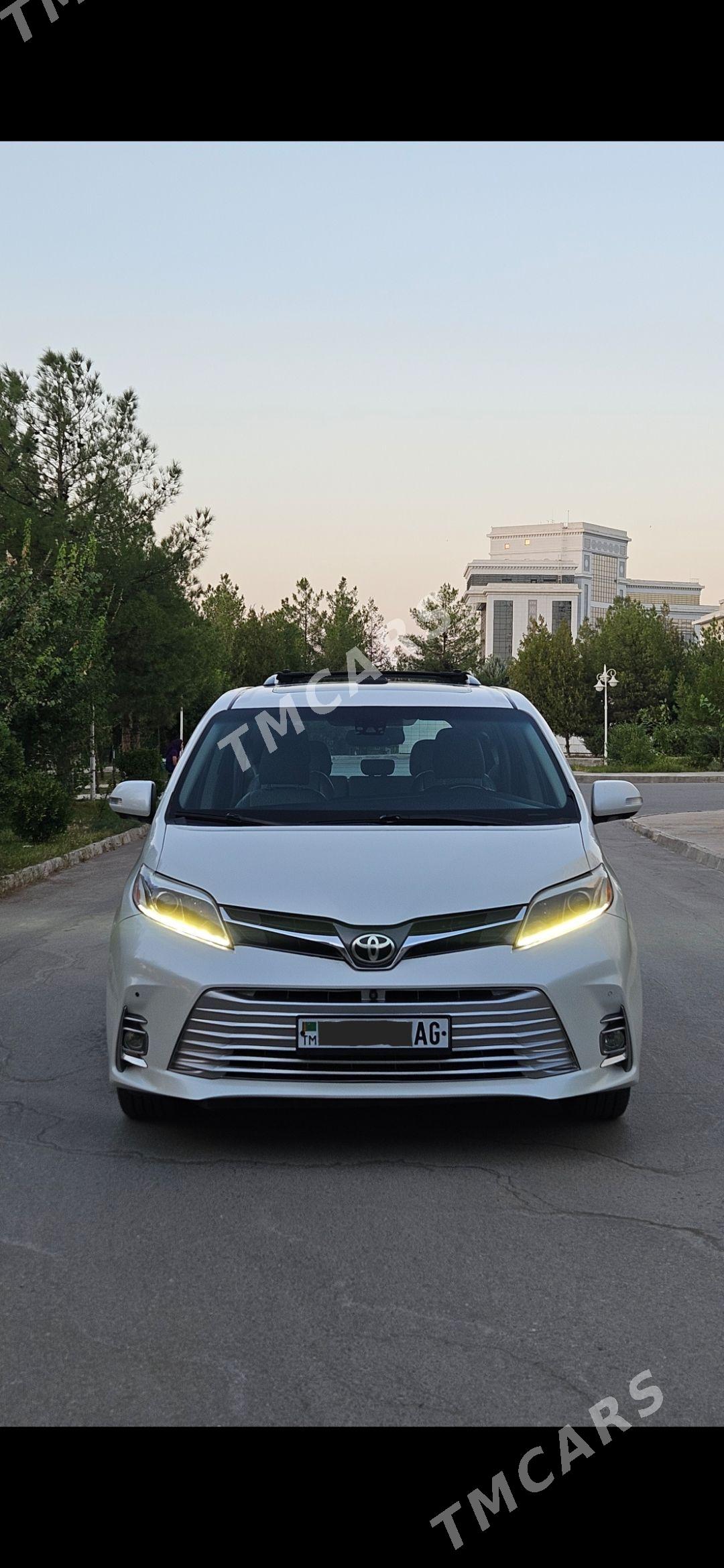 Toyota Sienna 2018 - 490 000 TMT - Ашхабад - img 9