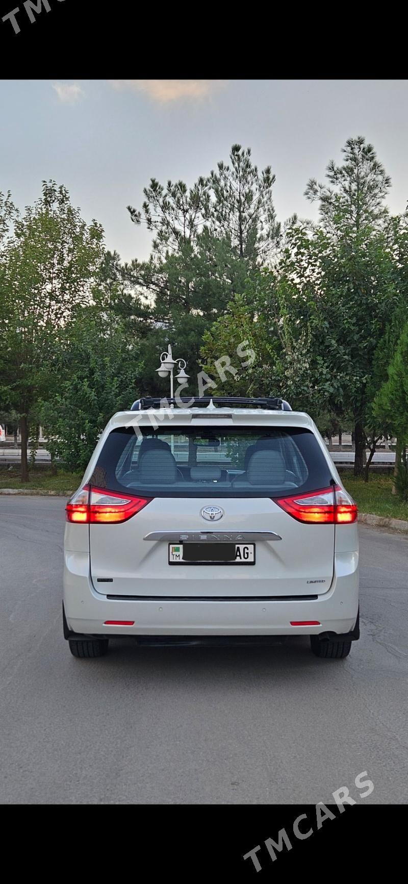 Toyota Sienna 2018 - 490 000 TMT - Aşgabat - img 5