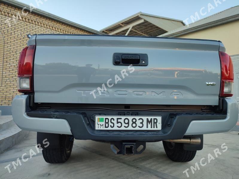 Toyota Tacoma 2019 - 380 000 TMT - Мары - img 4