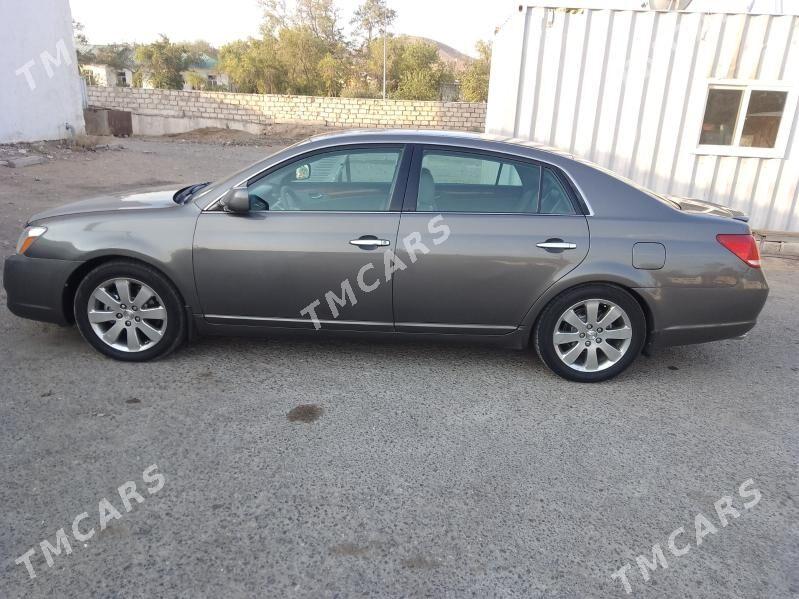 Toyota Avalon 2005 - 150 000 TMT - Туркменбаши - img 3