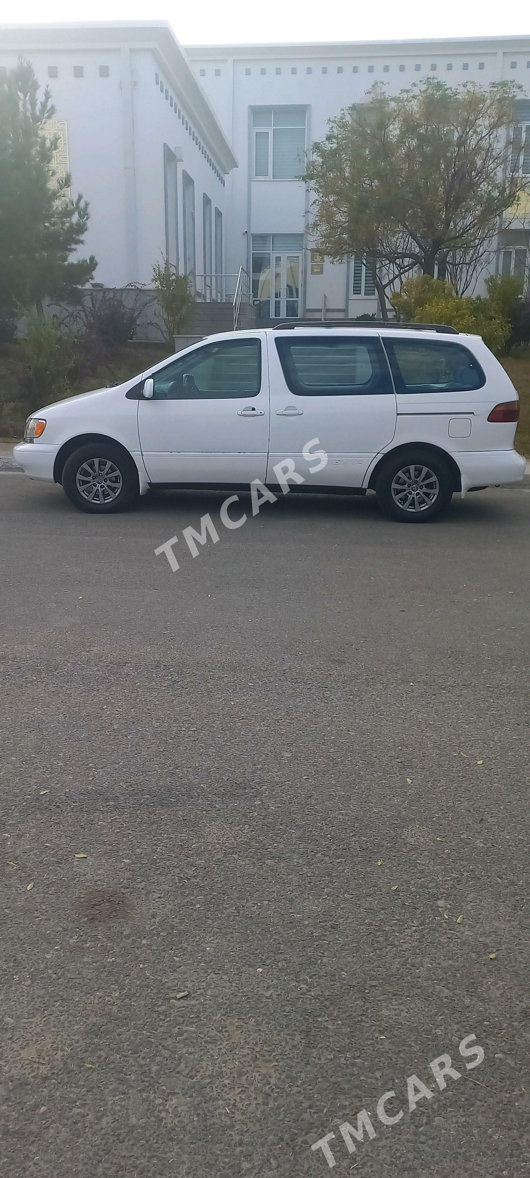 Toyota Sienna 1999 - 120 000 TMT - Анев - img 4