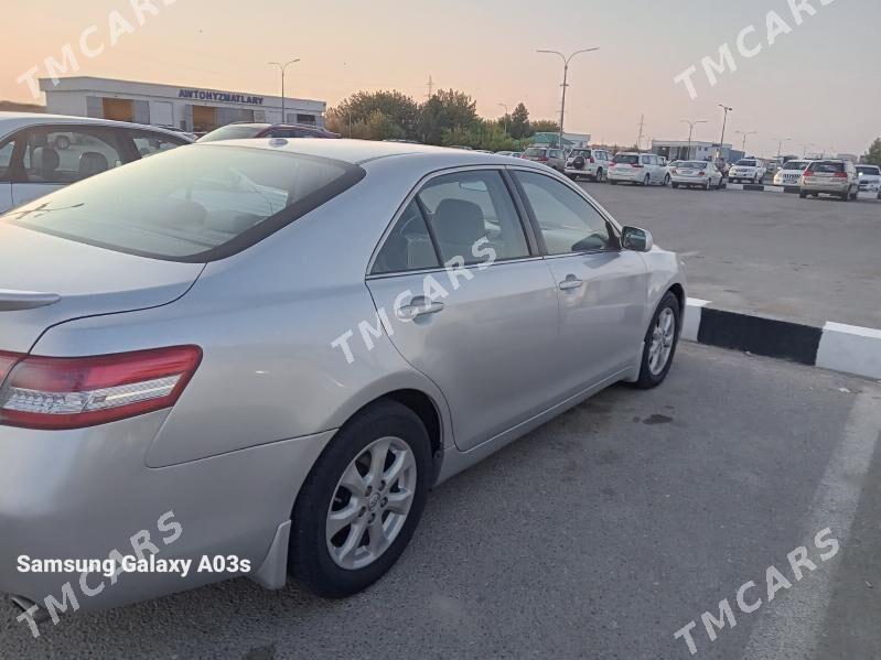 Toyota Camry 2010 - 175 000 TMT - Дашогуз - img 3