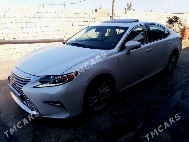 Lexus ES 350 2018 - 435 000 TMT - Бузмеин - img 3