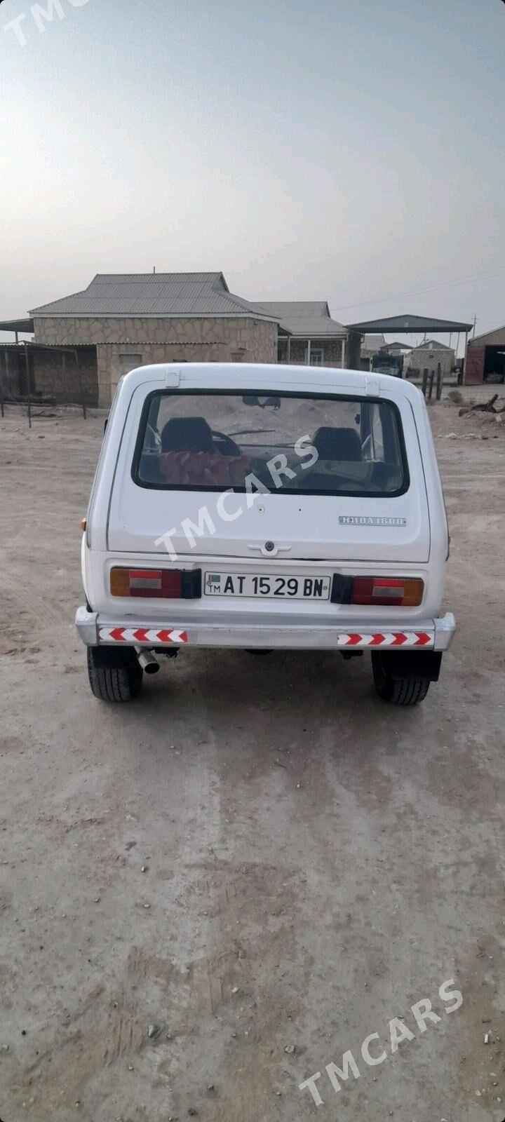 Lada Niva 1988 - 30 000 TMT - Балканабат - img 3