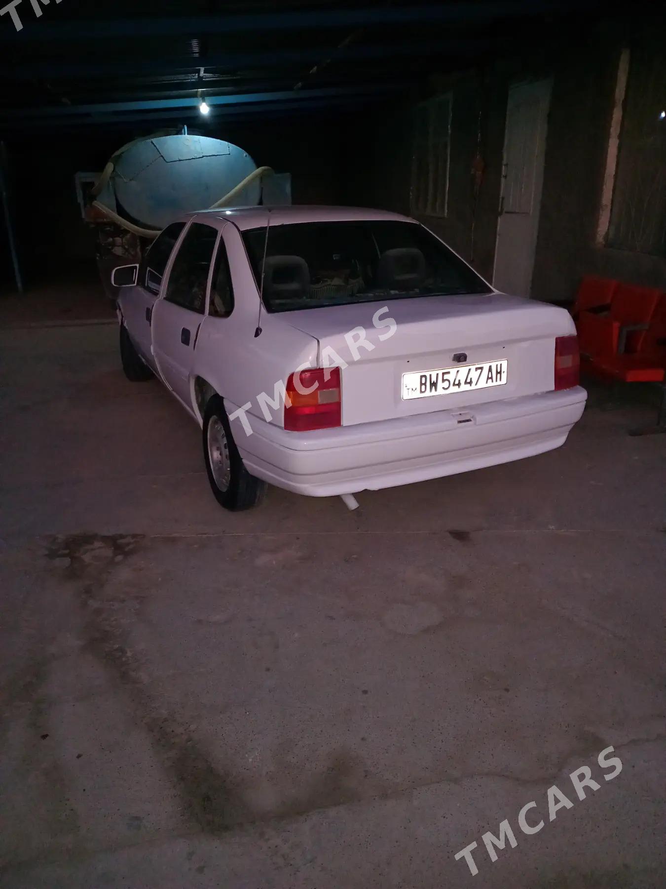 Opel Vectra 1991 - 30 000 TMT - Ак-Бугдайский этрап - img 2