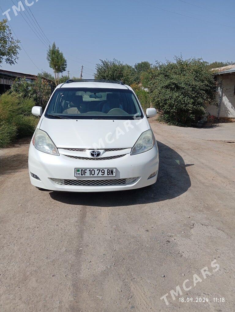 Toyota Sienna 2008 - 170 000 TMT - Türkmenbaşy - img 2