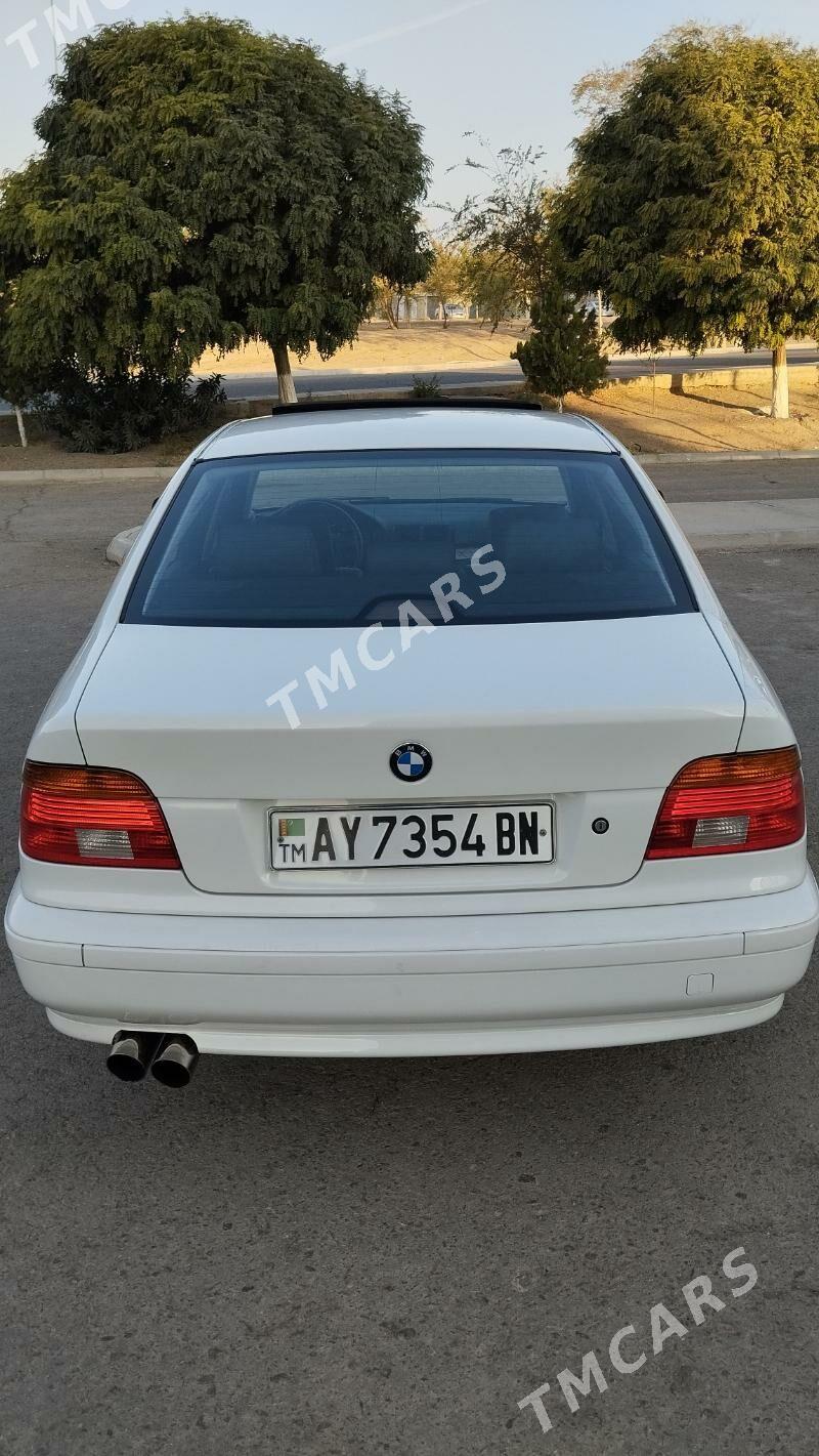 BMW E39 2003 - 200 000 TMT - Туркменбаши - img 2