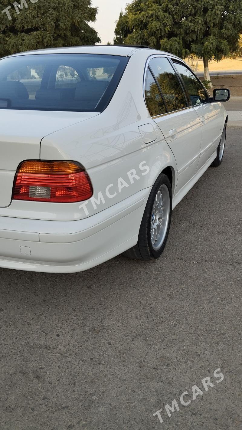 BMW E39 2003 - 200 000 TMT - Türkmenbaşy - img 4