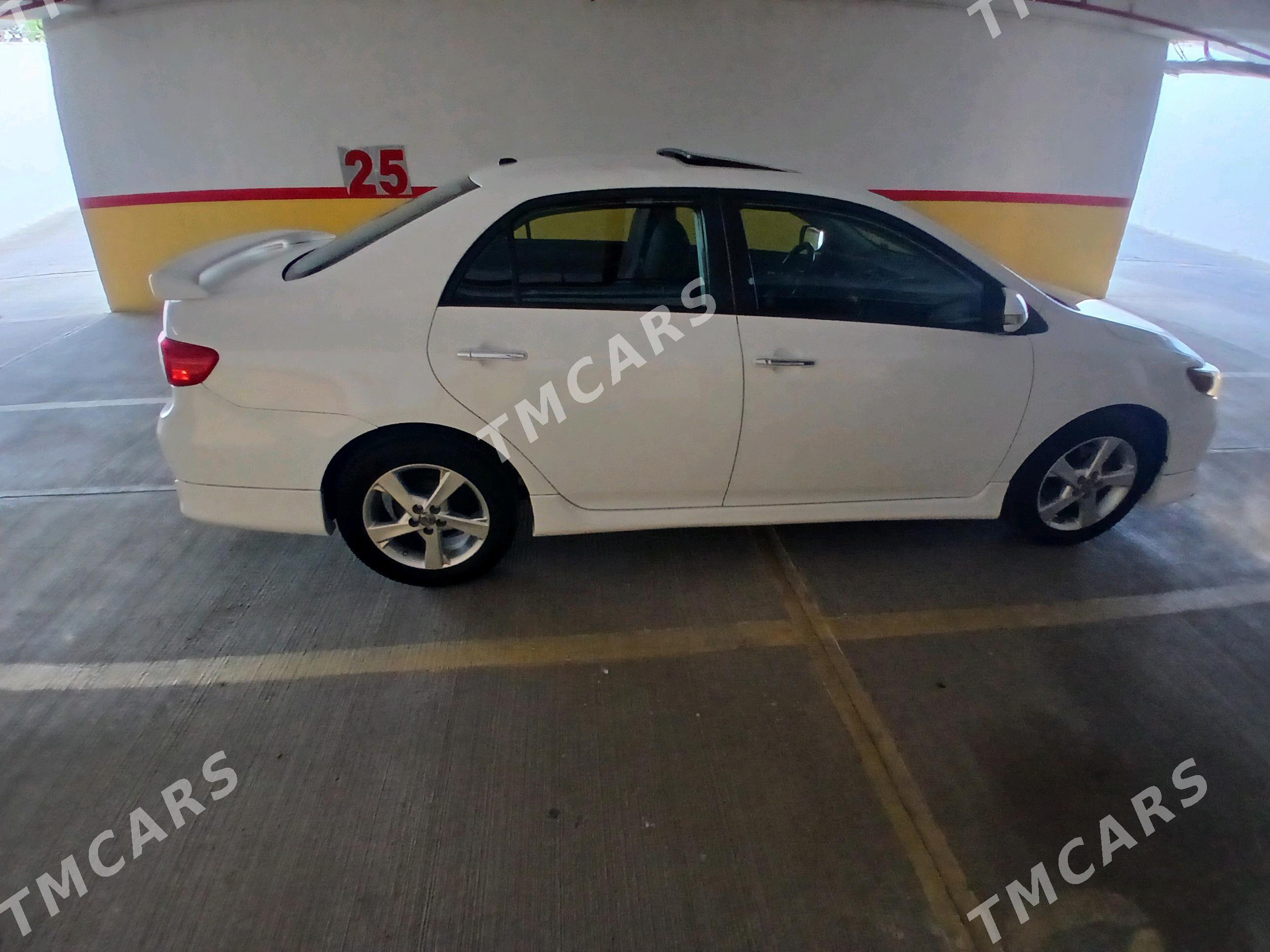 Toyota Corolla 2012 - 170 000 TMT - ул. Туркменбаши шаёлы (Ленина) - img 3