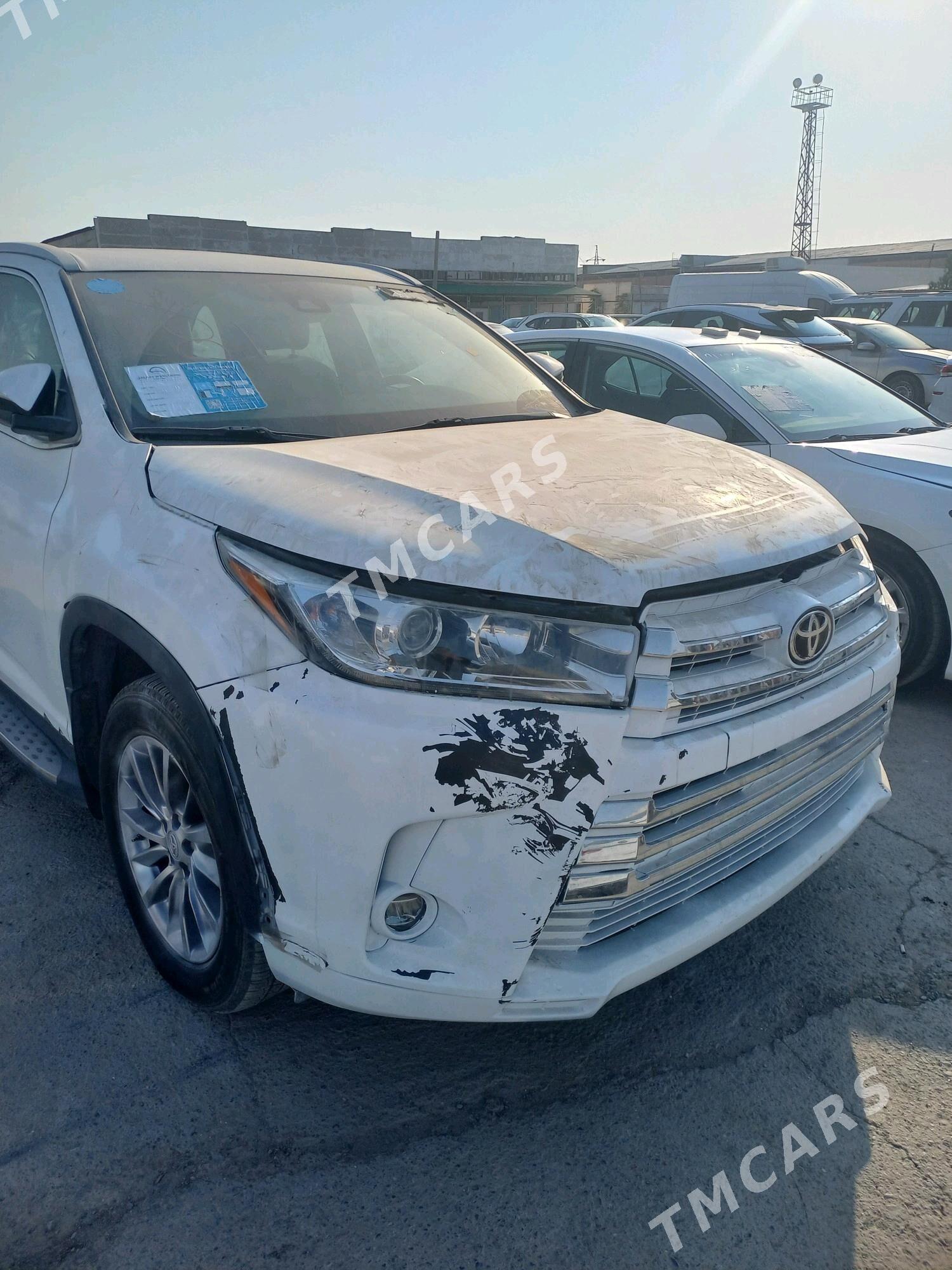 Toyota Highlander 2019 - 390 000 TMT - Baýramaly - img 5