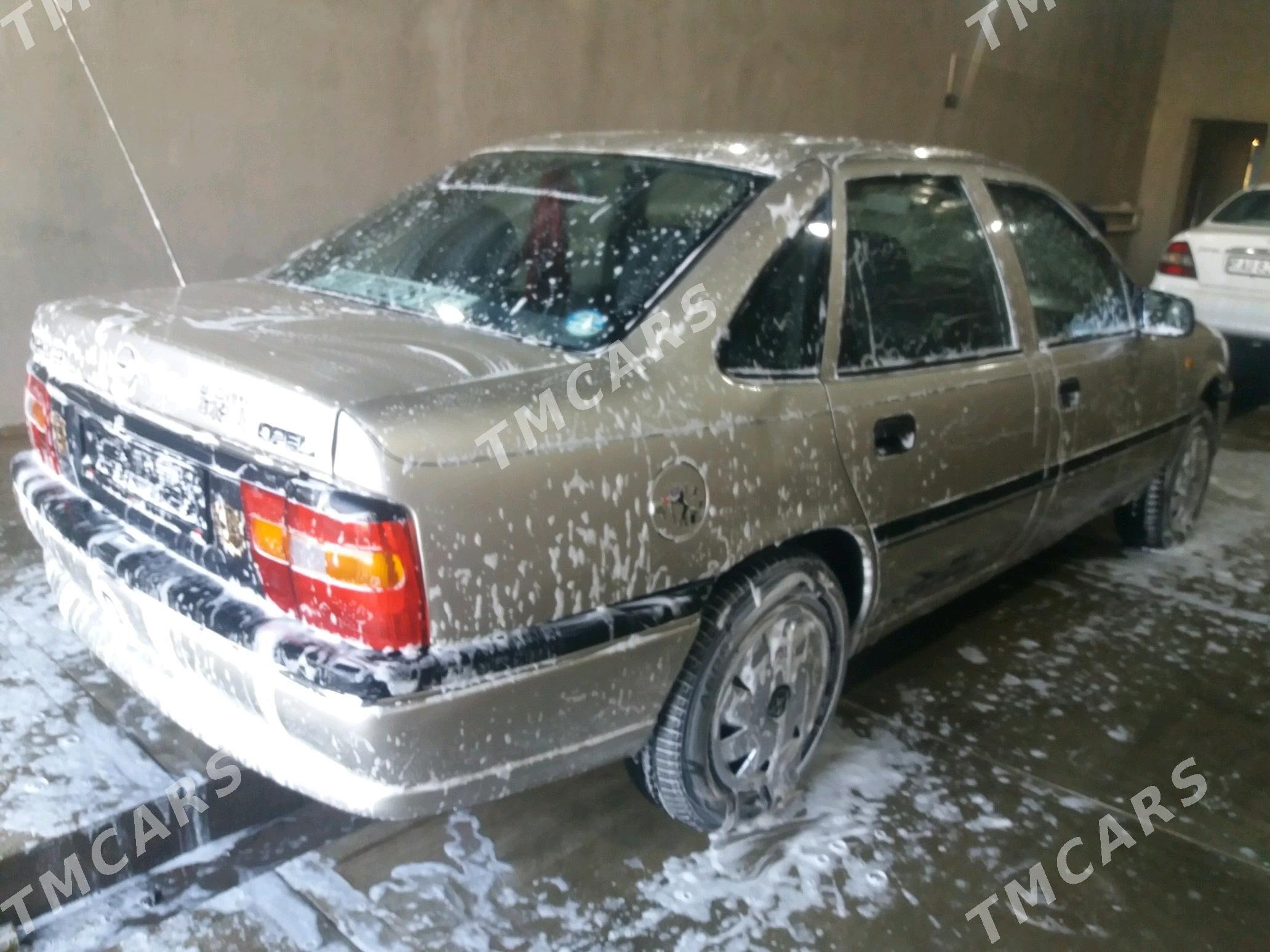 Opel Vectra 1993 - 40 000 TMT - Gubadag - img 2