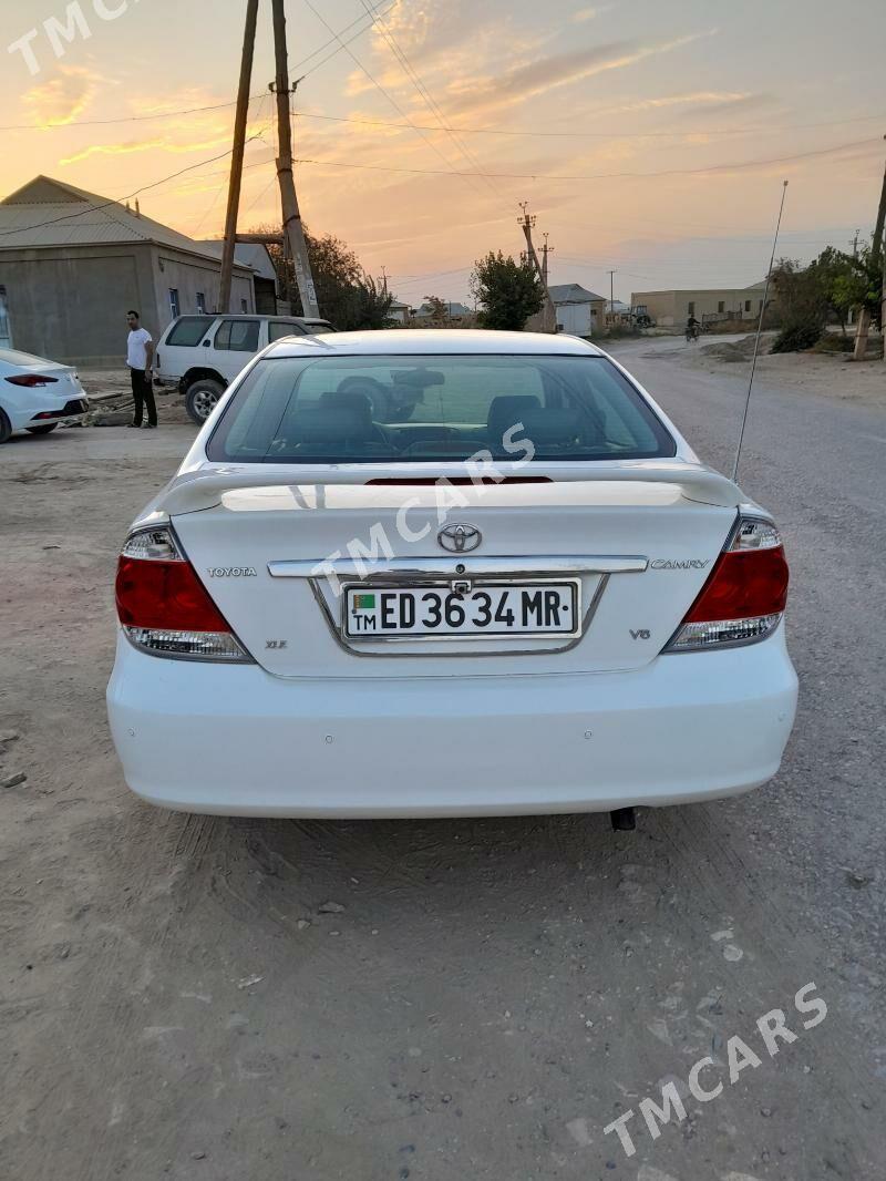 Toyota Camry 2004 - 169 000 TMT - Ёлётен - img 2